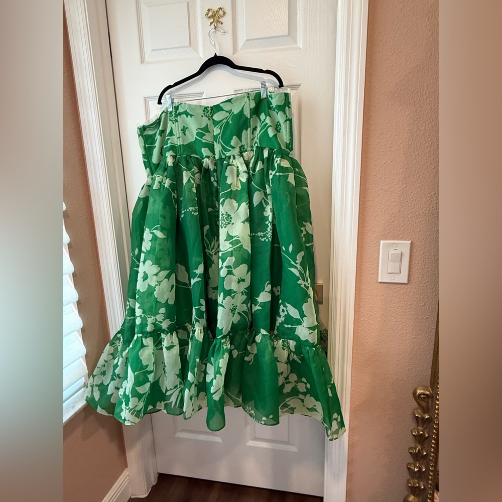 Selkie corset dress - Picture 3 of 5